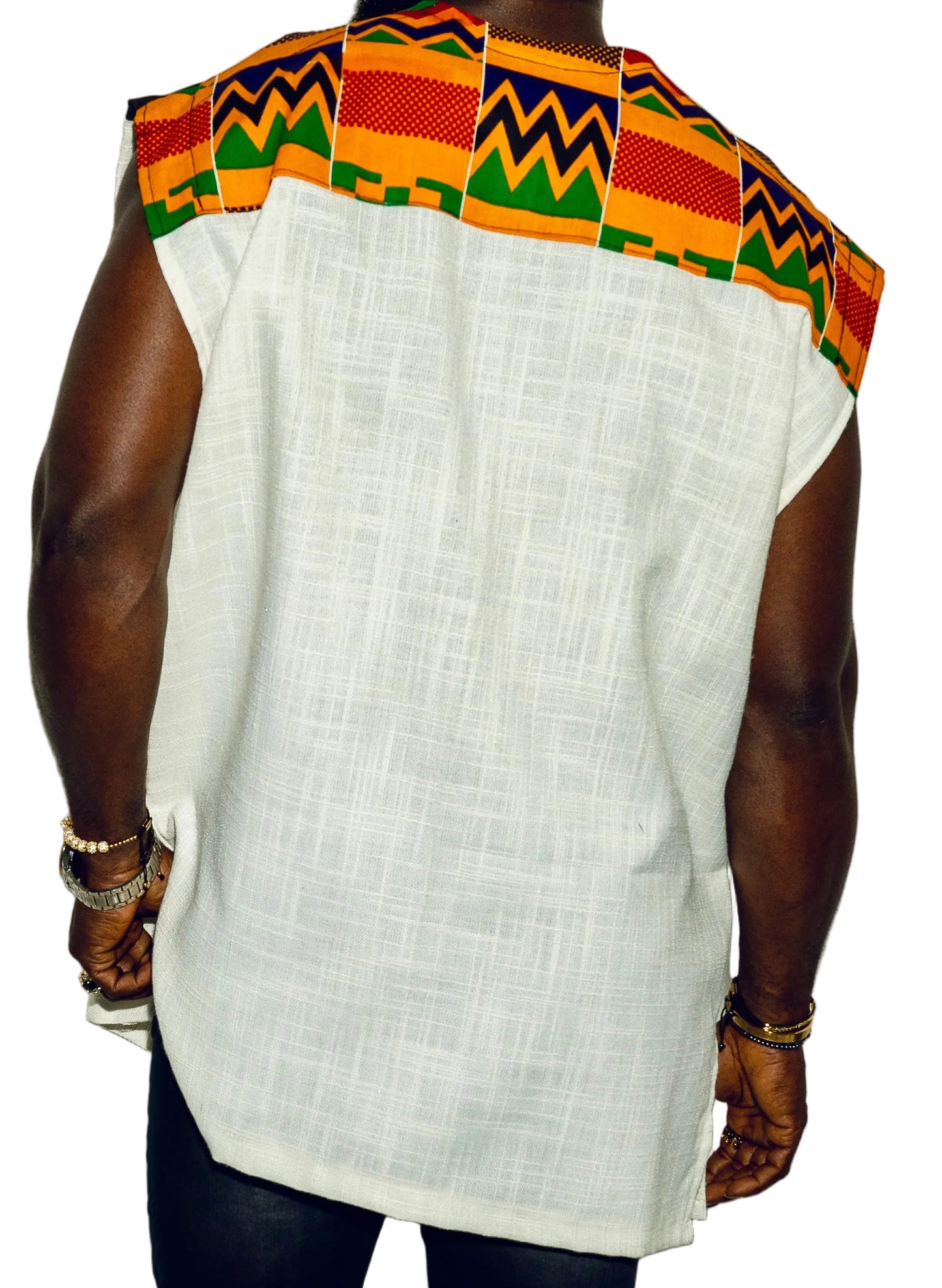 Sleeveless loose fit piece