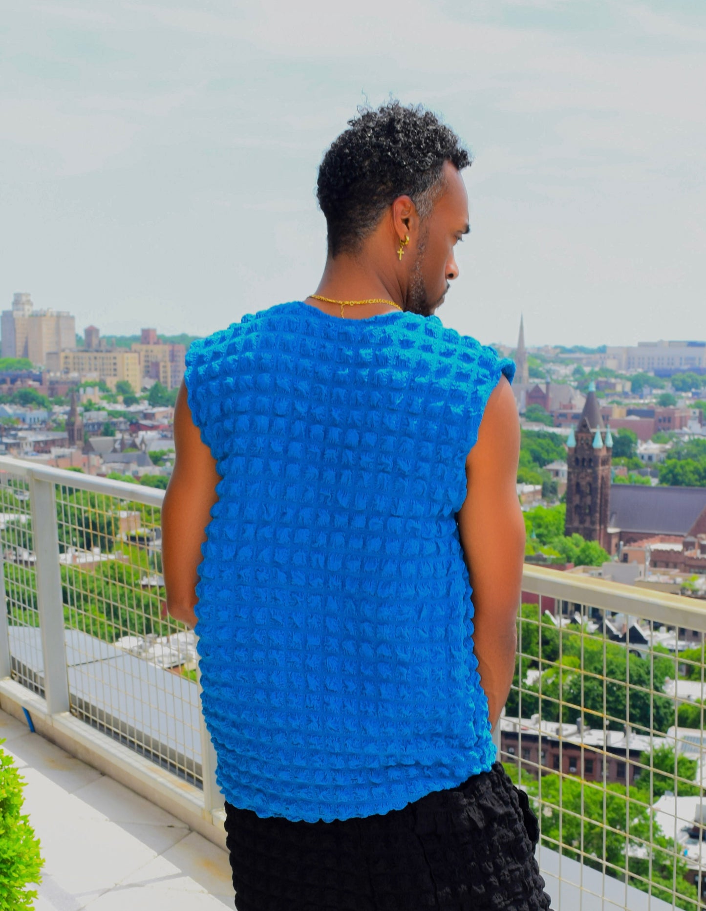 Simple sleeveless summer tops